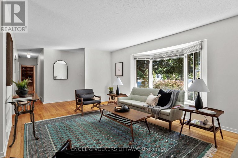 28881407/609-blanchard-crescent/mooneys-bayrevelstoke/ottawa/ontario/K1V7B7_6