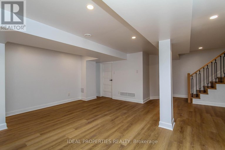 28774886/1796-saunderson-drive/elmvale-acres/ottawa/ontario/K1G2C2_28