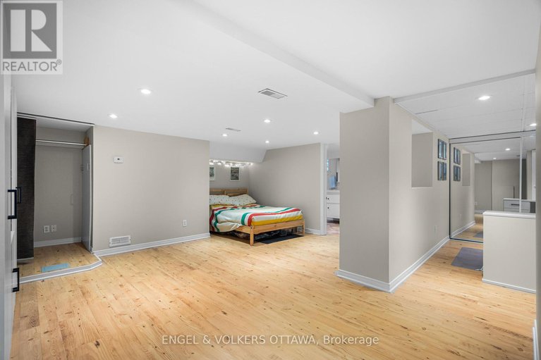 28594730/5-raleigh-street/old-ottawa-south/ottawa/ontario/K1S3C3_30