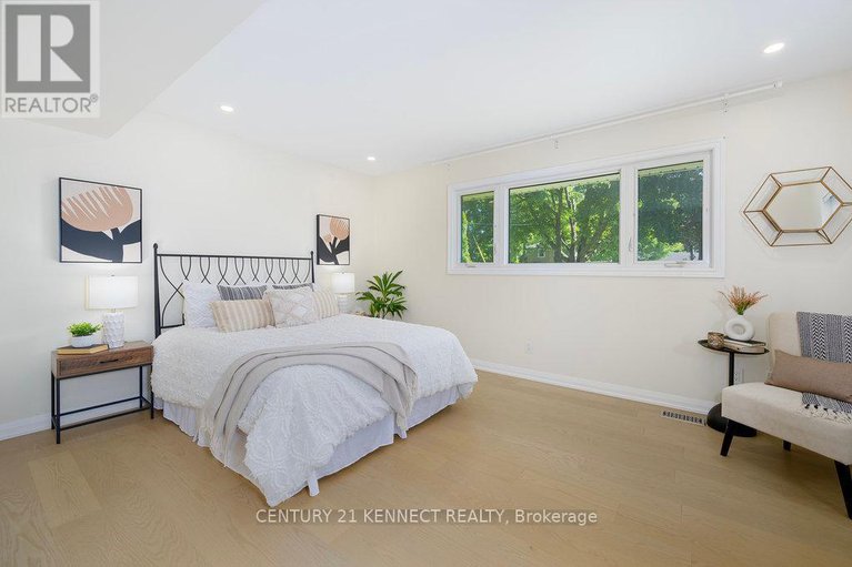 28656058/1666-fisher-avenue/borden-farmstewart-farmcarleton-heightsparkwood-hills/ottawa/ontario/K2C1X7_14