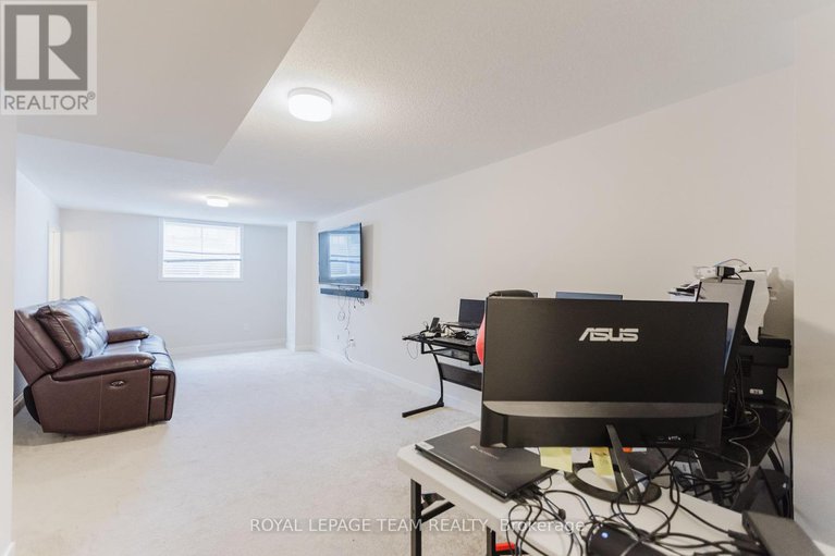 28640358/611-fenwick-way/stonebridge/ottawa/ontario/K2J7E5_27