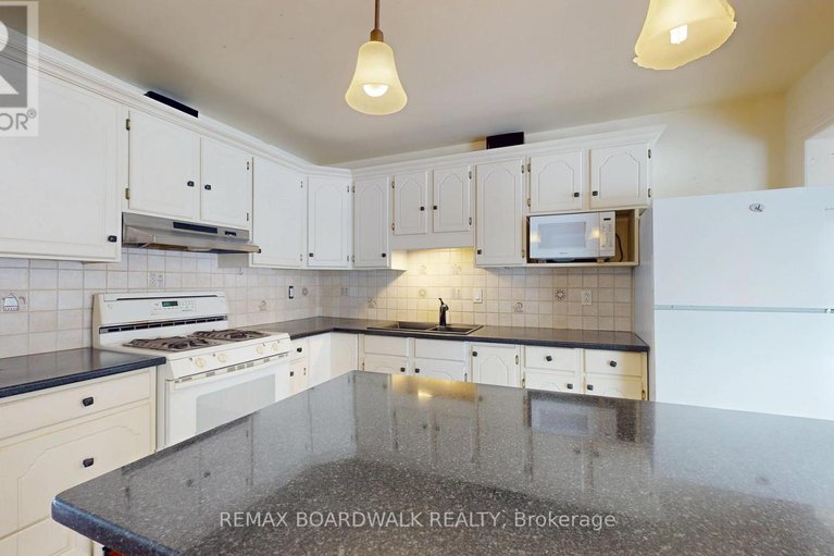 29389350/40-jessie-street/brockville/brockville/ontario/K6V3M8_12