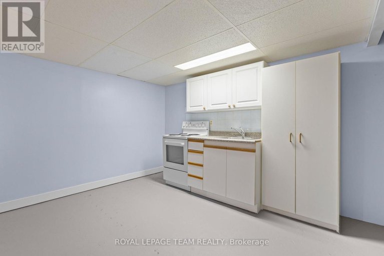 29585057/6356-mary-jane-crescent/chateauneuf/ottawa/ontario/K1C3C2_34