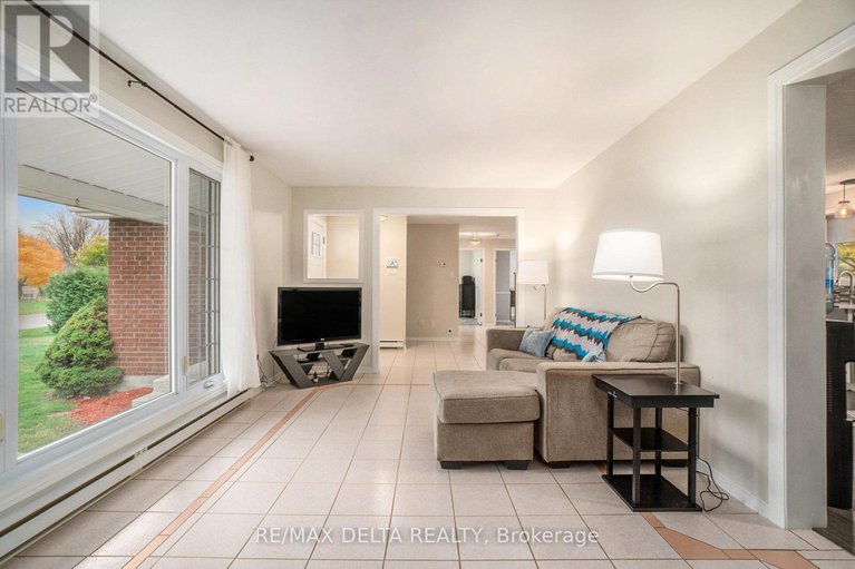 29018598/1060-st-jacques-street/town-of-rockland/clarence-rockland/ontario/K4K1B8_3