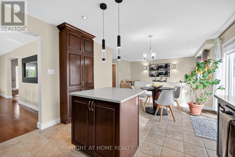 28972489/380-quartz-avenue-n/town-of-rockland/clarence-rockland/ontario/K4K0C7_15