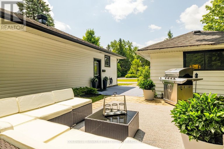 29624487/1-porter-street/stittsville-south/ottawa/ontario/K2S1P8_5