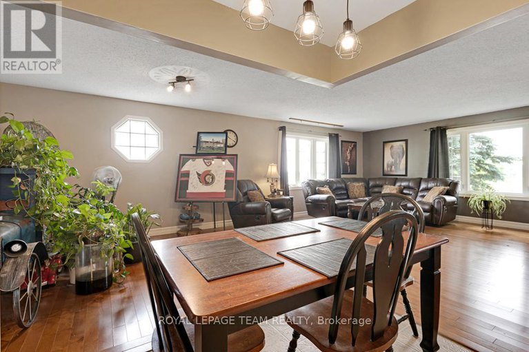 28473823/2244-simms-street/north-dundas-mountain-twp/north-dundas/ontario/K0E1S0_16