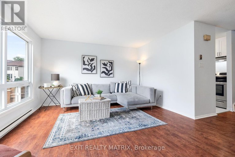 28997125/25h-banner-road/sheahan-estatestrend-village/ottawa/ontario/K2H8T3_5