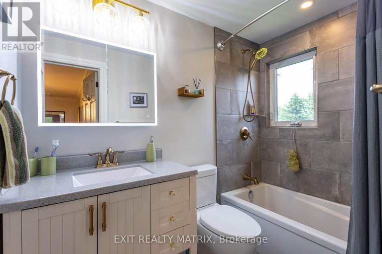 28169464/3172-8th-line-road/metcalfe/ottawa/ontario/K0A2P0_29