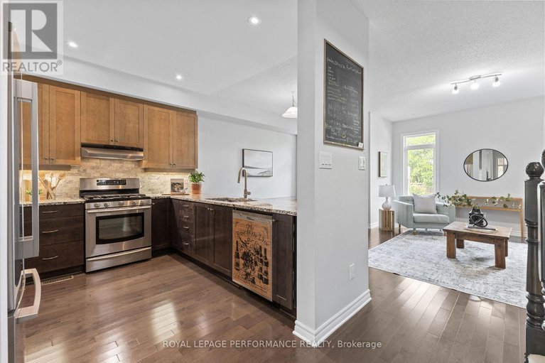 28816375/160-mattingly-way/riverside-southgloucester-glen/ottawa/ontario/K4M0C5_6