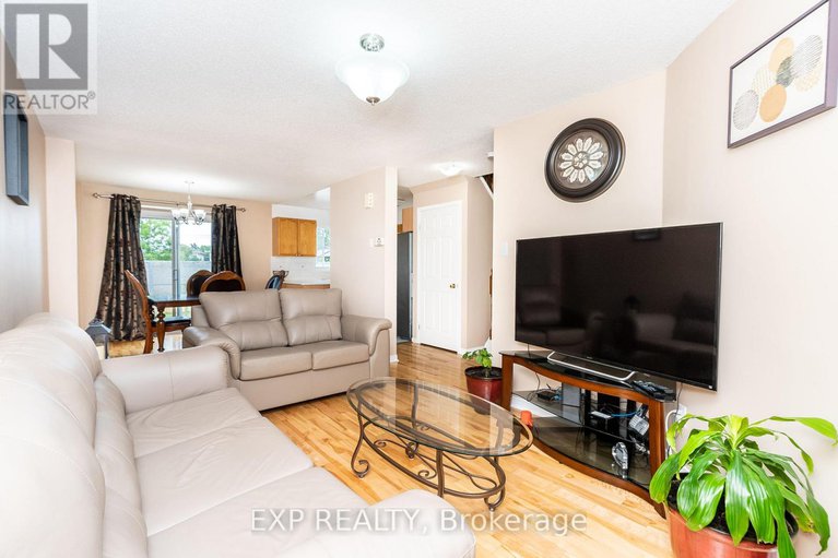 27988920/1479-lynx-crescent/fallingbrookpineridge/ottawa/ontario/K4A3Z1_5