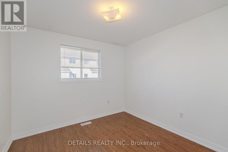 29074499/2592-crosscut-terrace/emerald-woodssawmill-creek/ottawa/ontario/K1T4A1_25