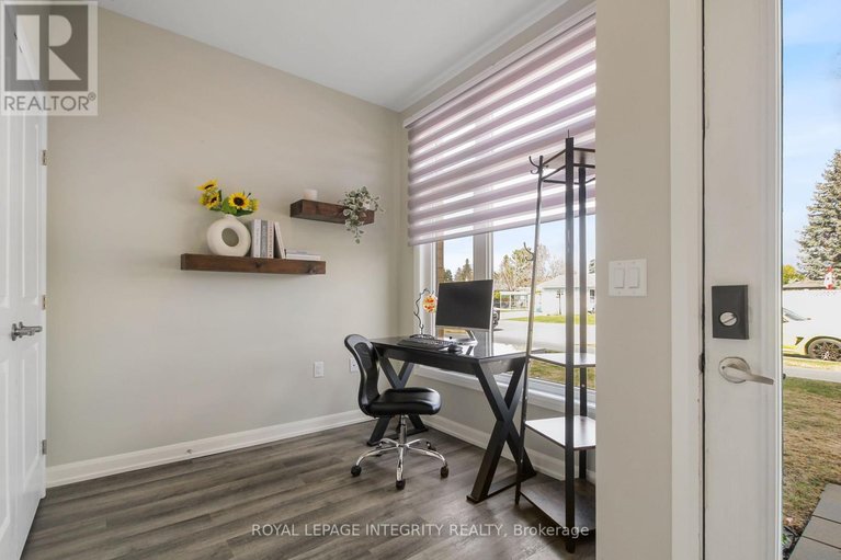 29648108/2722-draper-avenue/redwood-park/ottawa/ontario/K2H0C4_5