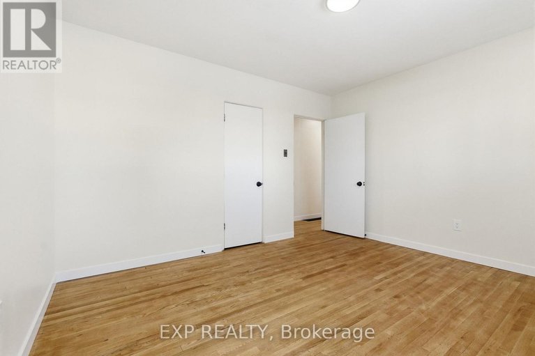 29326818/2243-miramichi-street/kenson-park/ottawa/ontario/K2C0Z1_15