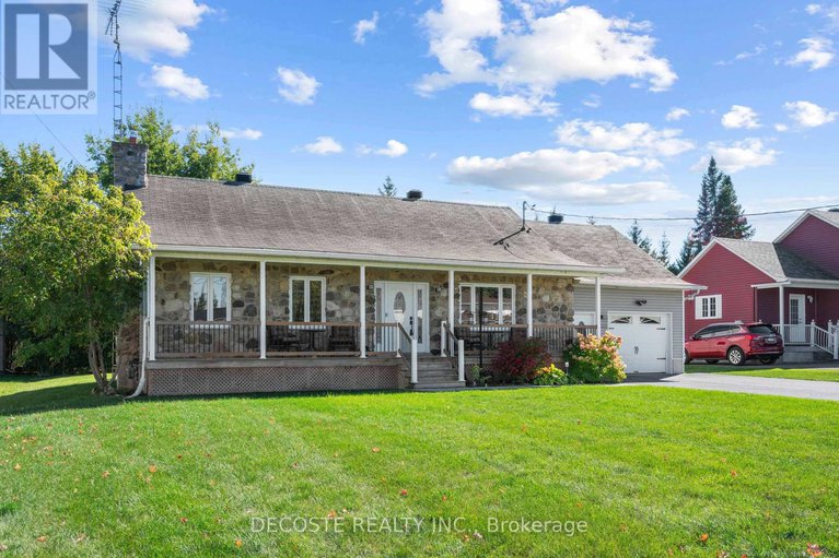 28940024/20322-lochiel-street-w/alexandria/north-glengarry/ontario/K0C1A0_2