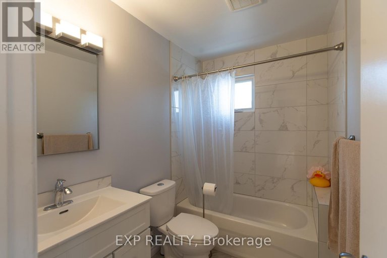 29593883/1534-rosebella-avenue/blossom-parkkemp-parkfindlay-creek/ottawa/ontario/K1T1E8_31