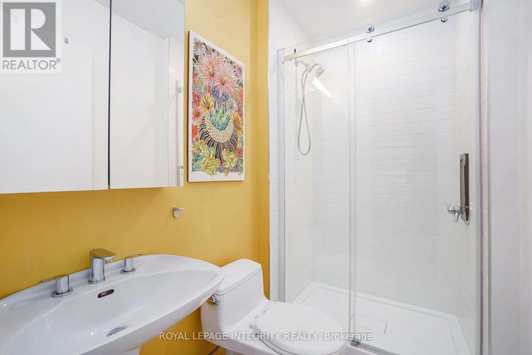 28914148/45-mcleod-street/ottawa-centregolden-triangle/ottawa/ontario/K2P0Z4_27