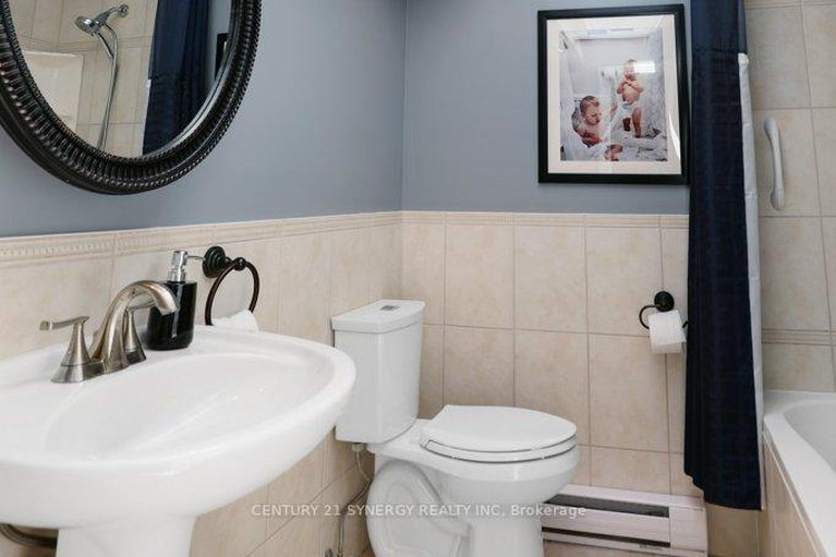 28520322/1106-dunning-road/cumberland-ridge/ottawa/ontario/K4C1P5_25