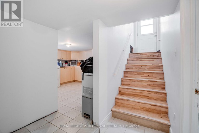 29263428/2375-county-rd-17-road/champlain-twp/champlain/ontario/K0B1K0_21