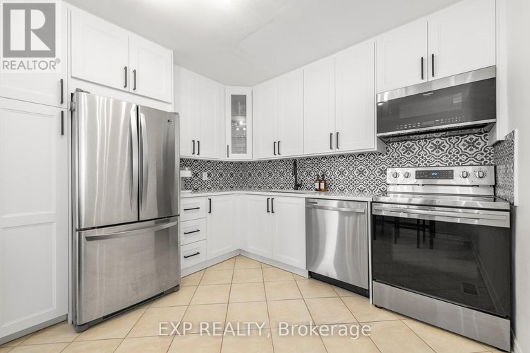 28786280/629-brome-crescent/fallingbrookridgemount/ottawa/ontario/K4A1T9_8
