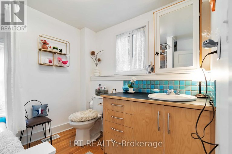 28364830/4484-county-12-road/south-stormont-osnabruck-twp/south-stormont/ontario/K0C1R0_29