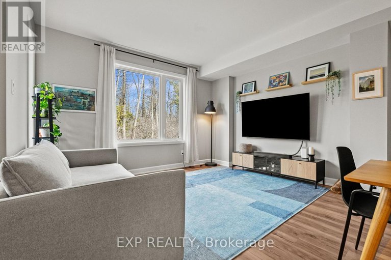 29648465/419-clubtail-private/blossom-parkkemp-parkfindlay-creek/ottawa/ontario/K1X0M9_21