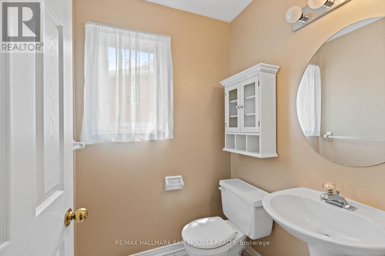 28323981/11-highmont-court/kanata-lakesheritage-hills/ottawa/ontario/K2T1B3_5