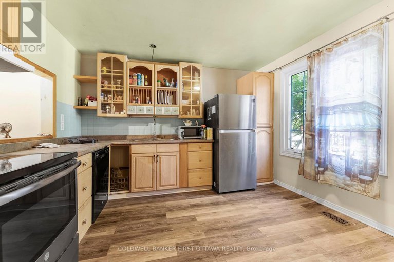 28744681/22-monterey-drive/leslie-park/ottawa/ontario/K2H7A6_3