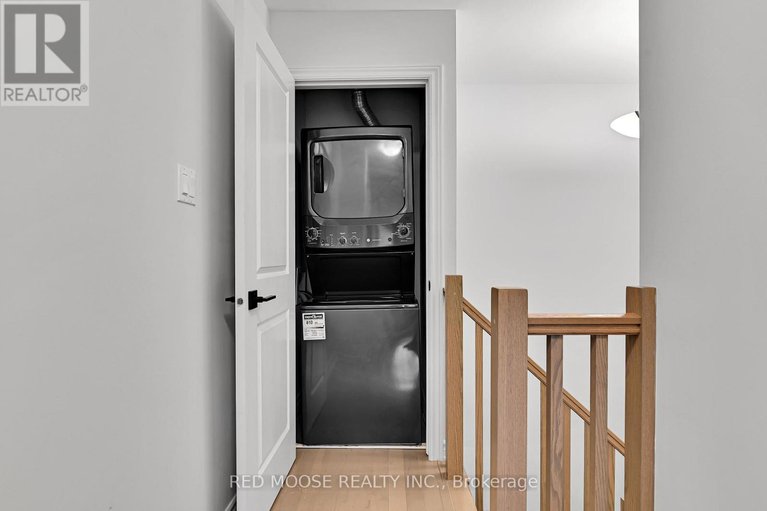 28578839/877-couloir-road/mer-bleuebradley-estatesanderson-park/ottawa/ontario/K1W0P5_29
