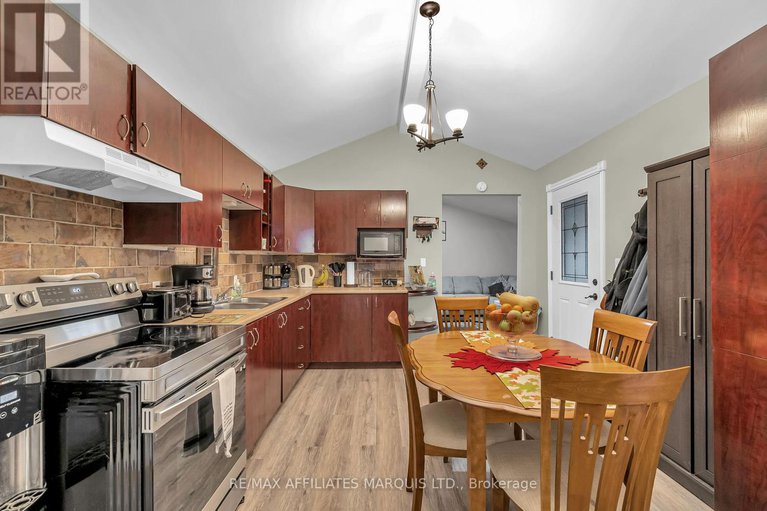 28975262/21895-seguin-mill-street/north-glengarry-kenyon-twp/north-glengarry/ontario/K0B1H0_7
