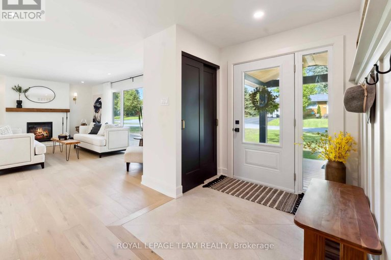 28439592/5282-hillcrest-drive/manotick-long-island-nicholls-island/ottawa/ontario/K4M1E9_3