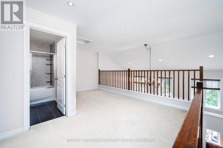 29028074/39-hawkstone-gate/beaverbrook/ottawa/ontario/K2K0A3_19