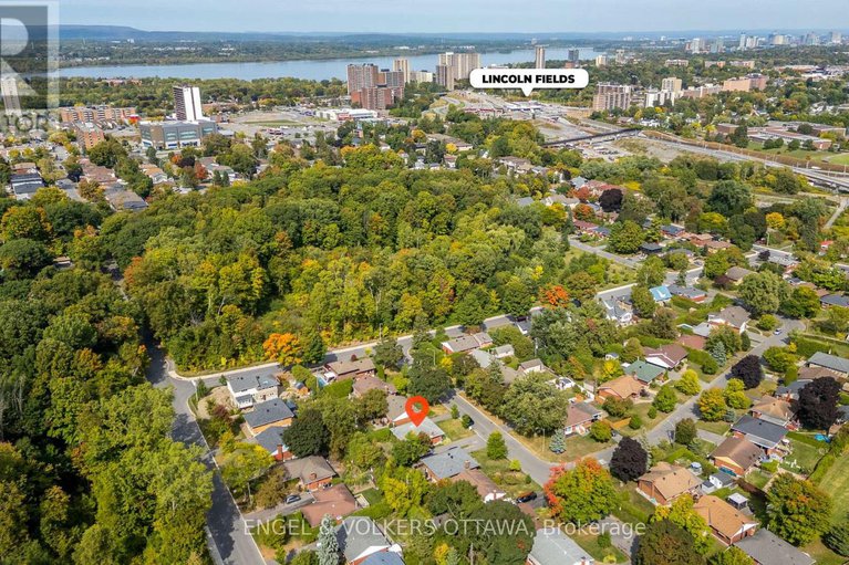 28886613/942-arkell-street/queensway-terrace-north/ottawa/ontario/K2B5R3_12