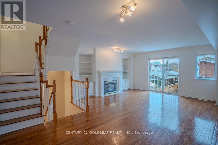 29137648/4-schoolhouse-private/lindenlea/ottawa/ontario/K1M2J5_11