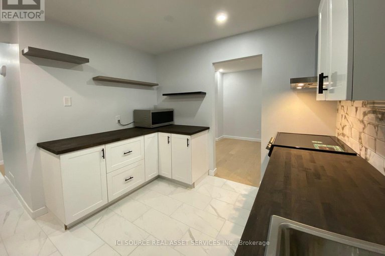 29074173/15-scharf-lane/glencairnhazeldean/ottawa/ontario/K2L2K3_10