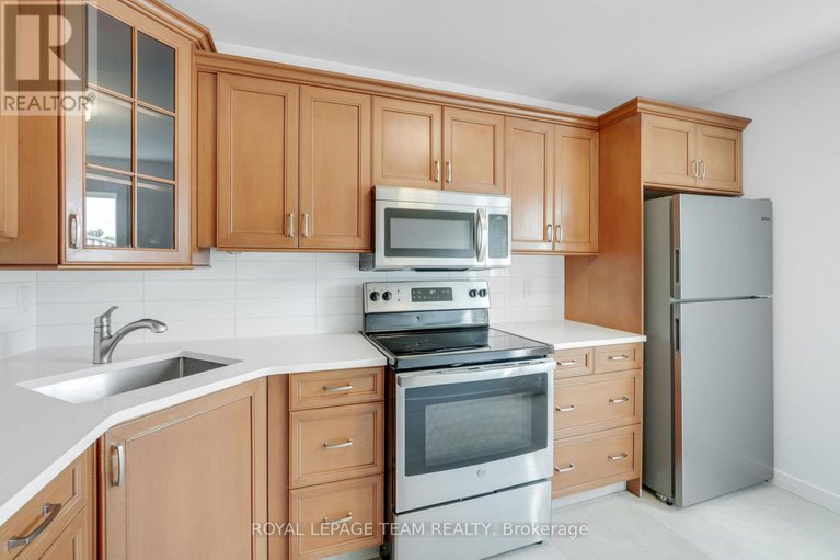 28887516/96-1787-meadowbrook-road/pineview/ottawa/ontario/K1B4W6_11