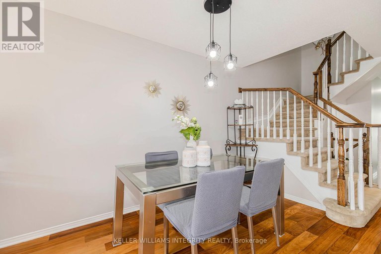 28477892/336-quetico-private/stonebridge/ottawa/ontario/K2J0E5_26