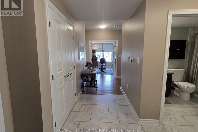 29688012/204-310-jatoba-private/emerald-meadowstrailwest/ottawa/ontario/K2V0E7_2