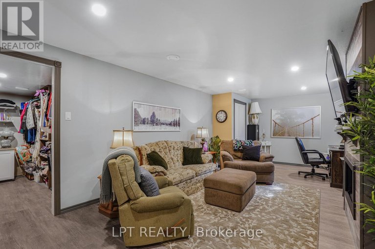 29678236/8180-gibbs-road/east-hawkesbury/ontario/K0B1M0_43