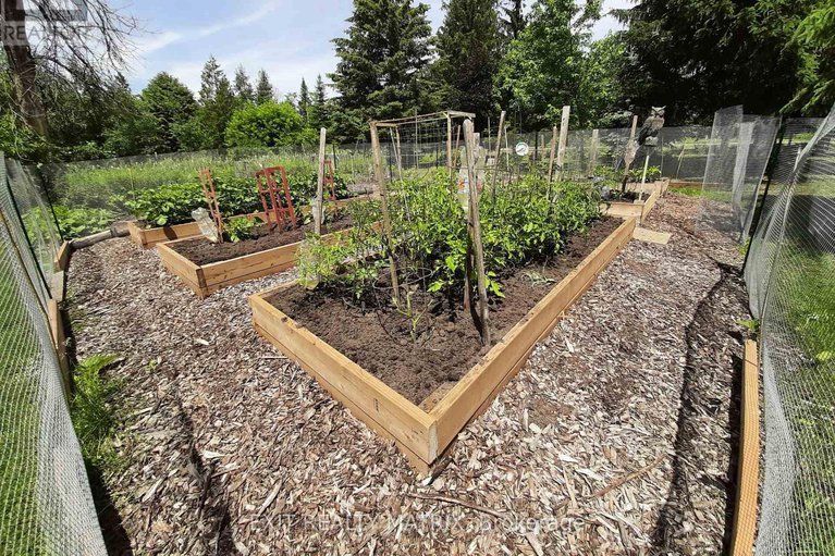 29041332/6343-deermeadow-drive/greely/ottawa/ontario/K4P1M9_45