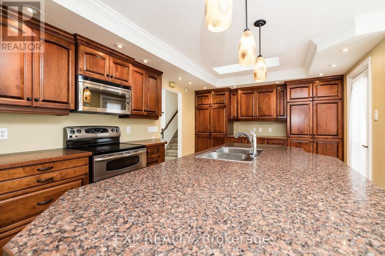 29577818/602-church-street/village-of-russell/russell/ontario/K4R1C4_15