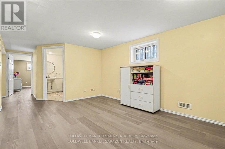 29609928/1110-dunning-road/cumberland-ridge/ottawa/ontario/K4C1P5_15