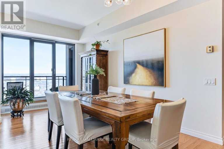 28613600/1404-90-george-street/lower-townbyward-market/ottawa/ontario/K1N0A8_8