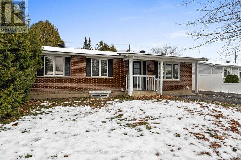 29157123/351-amiens-street/bilberry-creekqueenswood-heights/ottawa/ontario/K1E1P1_1