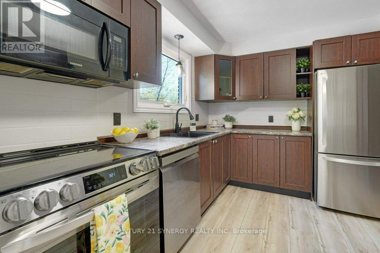 28306161/2522-needham-crescent/brookfield-gardens/ottawa/ontario/K1V6K2_10