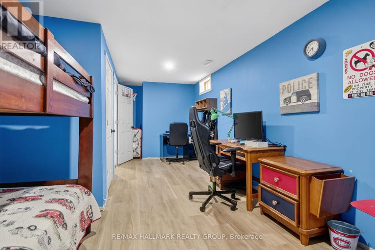 29403053/52-bramblewood-crescent/bridlewood/ottawa/ontario/K1T3G2_41