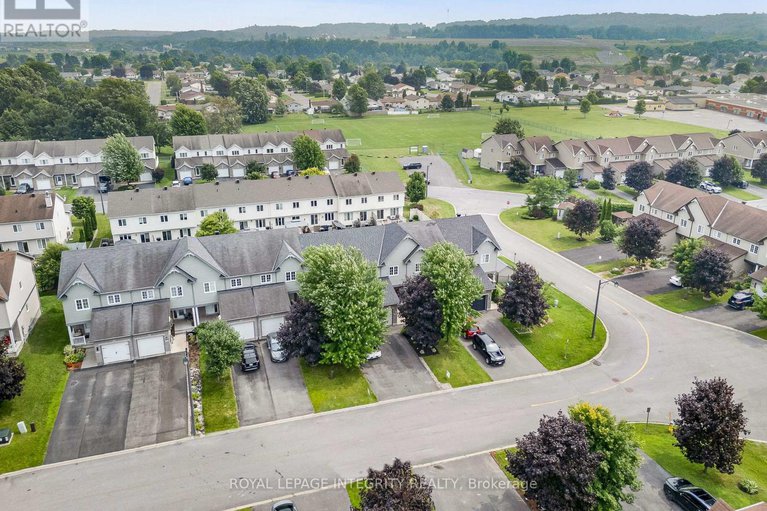 29054392/216-eliot-street/town-of-rockland/clarence-rockland/ontario/K4K0E6_31