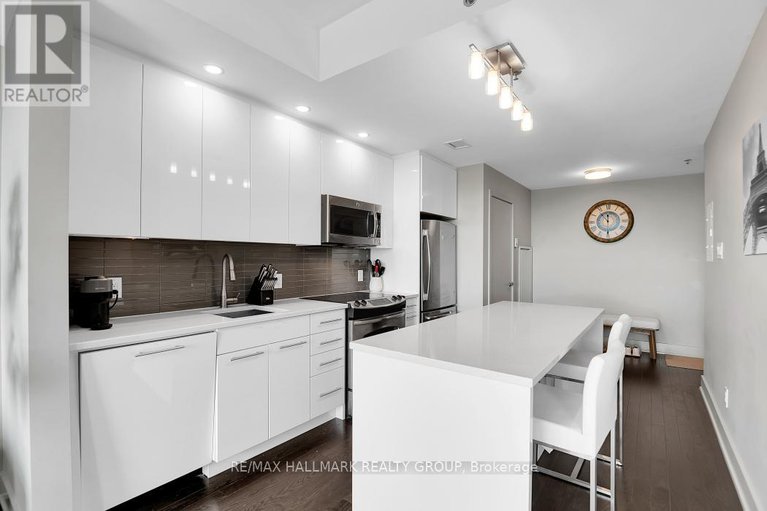 29202019/804-108-richmond-road/westborohampton-park/ottawa/ontario/K1Z0B3_12