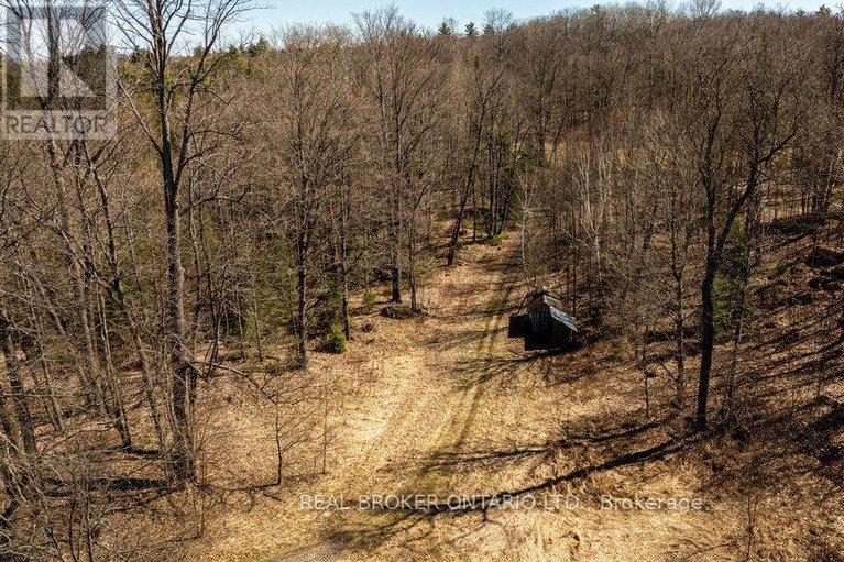 28135634/9754-highway-511-highway/lanark-highlands-darling-twp/lanark-highlands/ontario/K0G1K0_28