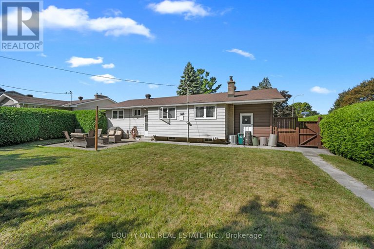 28820512/2-parkside-crescent/meadowlandscrestview/ottawa/ontario/K2G3B5_26